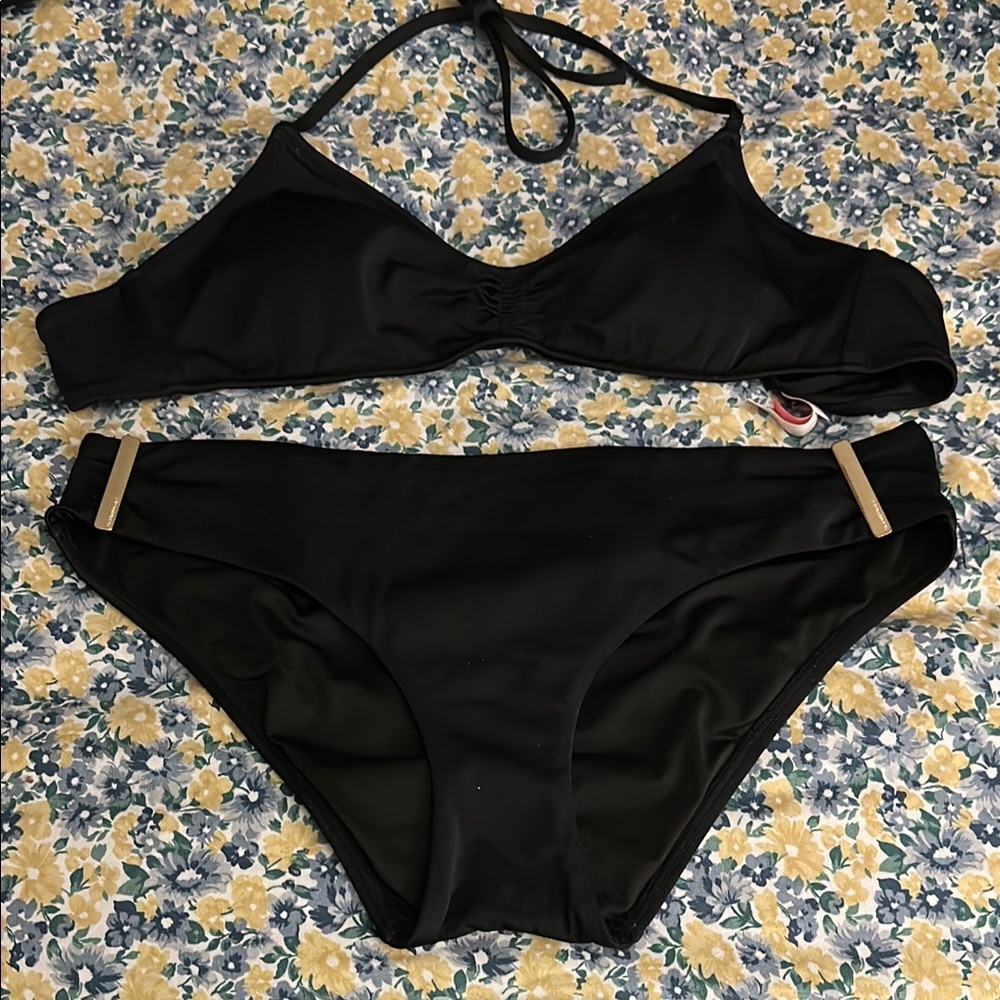 Black Women's Swimwear Set